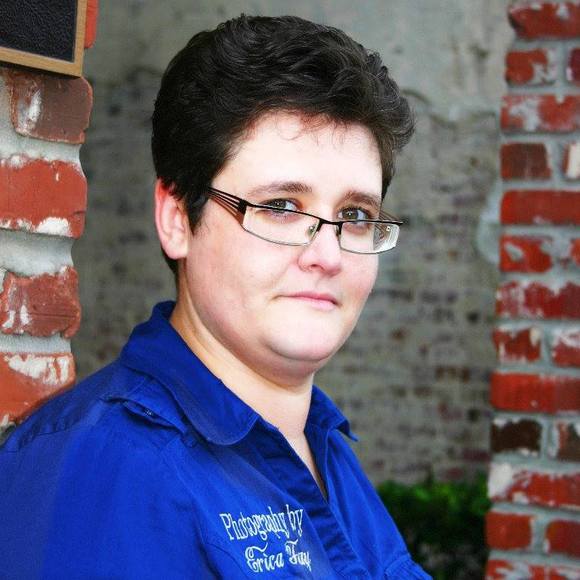 Meet your Posher, Erica - Picture 1 of 1